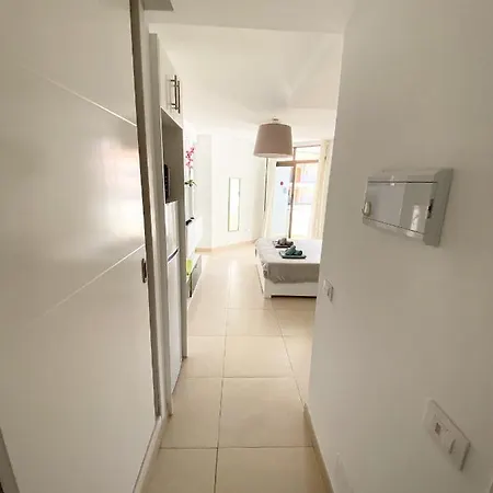 Aloha Summerland Vip Sea & Pool View Apartament *