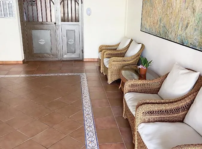 Aloha Summerland Vip Sea & Pool View Apartman *