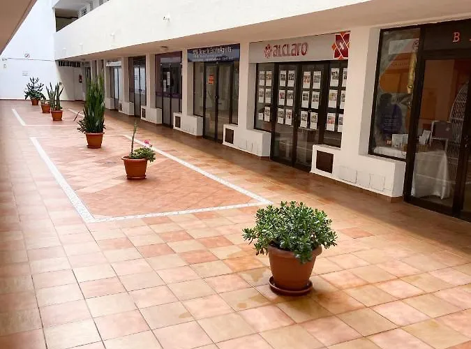 דירה Aloha Summerland Vip Sea & Pool View *