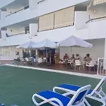 דירה Aloha Summerland Vip Sea & Pool View